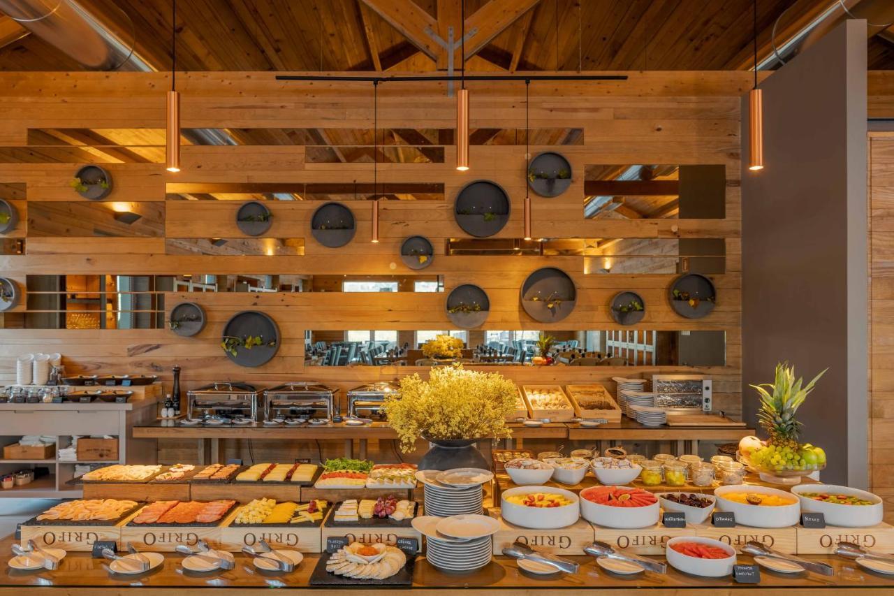 Pestana Douro Riverside - Preferred Hotels & Resorts, Lifestyle Valbom  Εξωτερικό φωτογραφία The buffet at the restaurant
