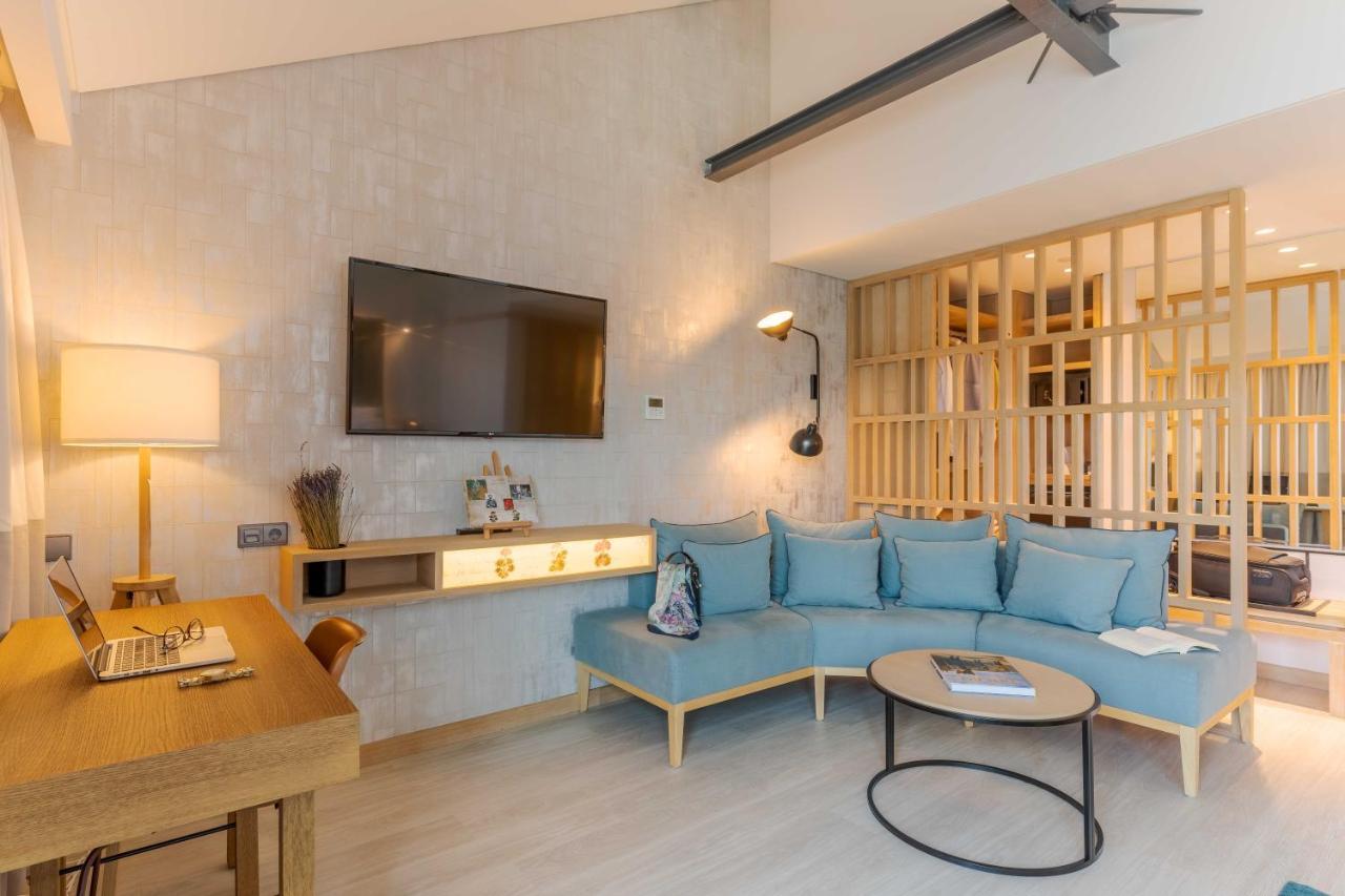 Pestana Douro Riverside - Preferred Hotels & Resorts, Lifestyle Valbom  Εξωτερικό φωτογραφία A living room at the hotel